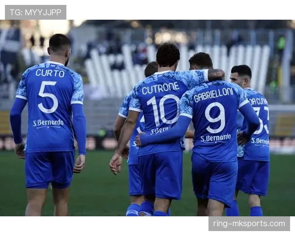 热那亚俱乐部转会策略调整 聚焦年轻人才助力球队竞争力提升